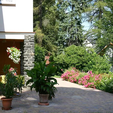 Apartment Homes For Two People With A Swimming Pool In The Mountains