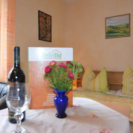דירה Homes For Two People, With A Swimming Pool, In The Mountains